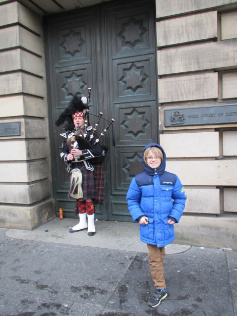 Bagpiper and... a bagpipe-appreciator